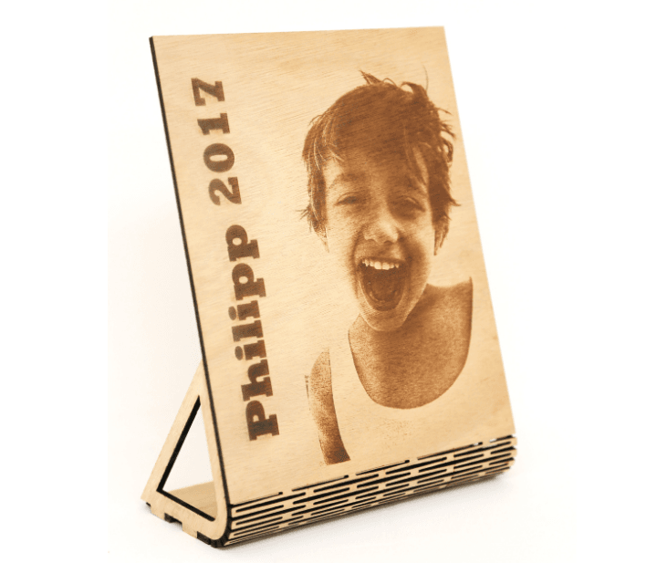 Personalized photo frame
